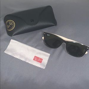 Ray-Ban
